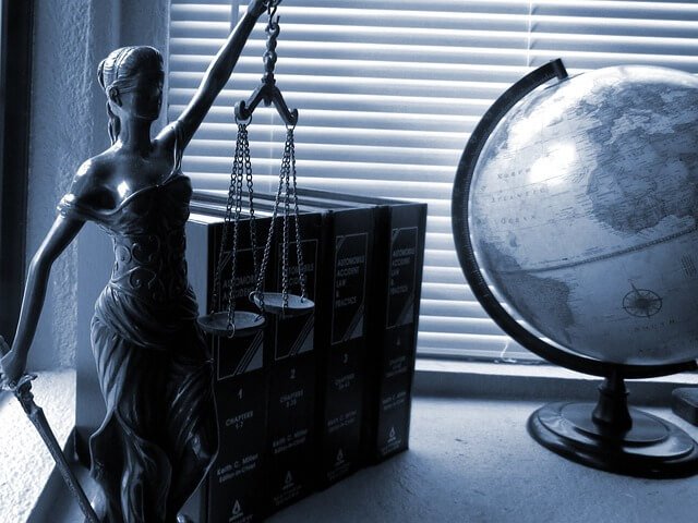 아파트 분양권 가계약 상태에서 중도금 대출 규제 변경으로 인한 계약 해제 시 귀책 사유 판단 기준